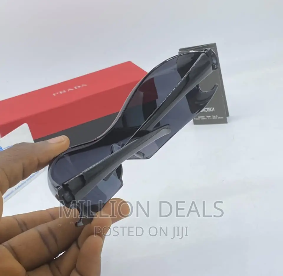 Wrap Stylish Black Men’S Sunglasses