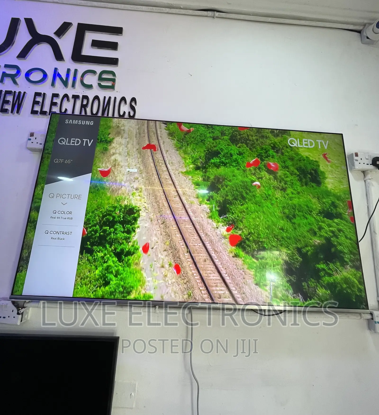 65 Inches Samsung Qled Smart Tv With One Connect Box