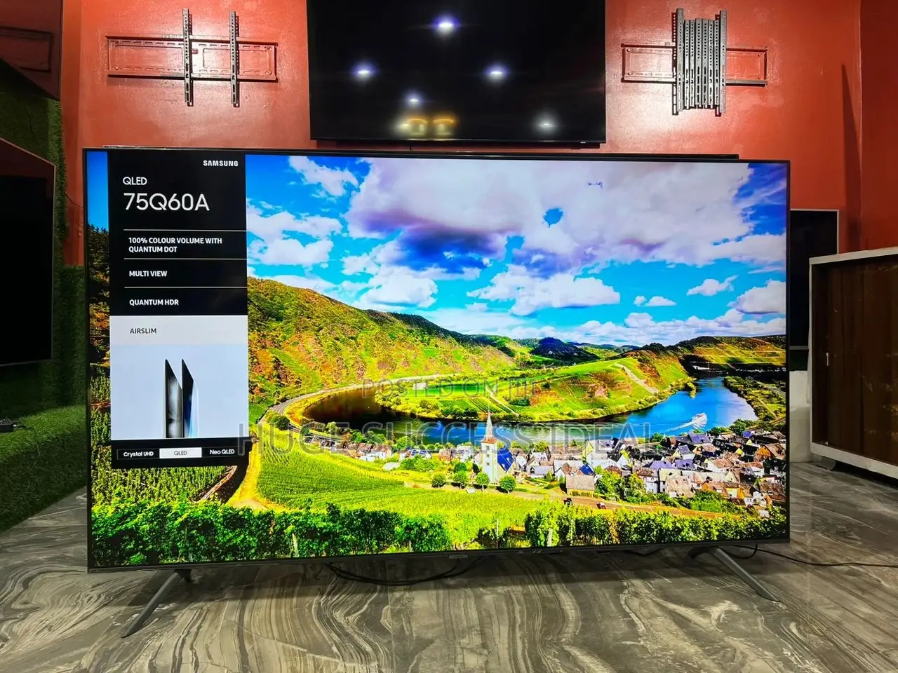 SAMSUNG 75" Smart Ultra HD HDR QLED TV With Bixby, Alexa