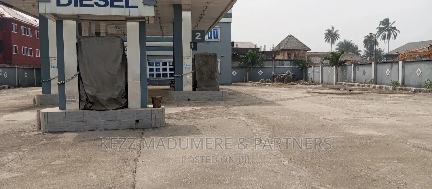 For Sale: A Functional Filling Station