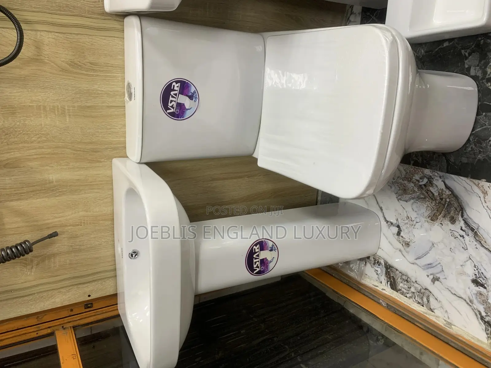 Big Water Closet With Wash Hand Basin