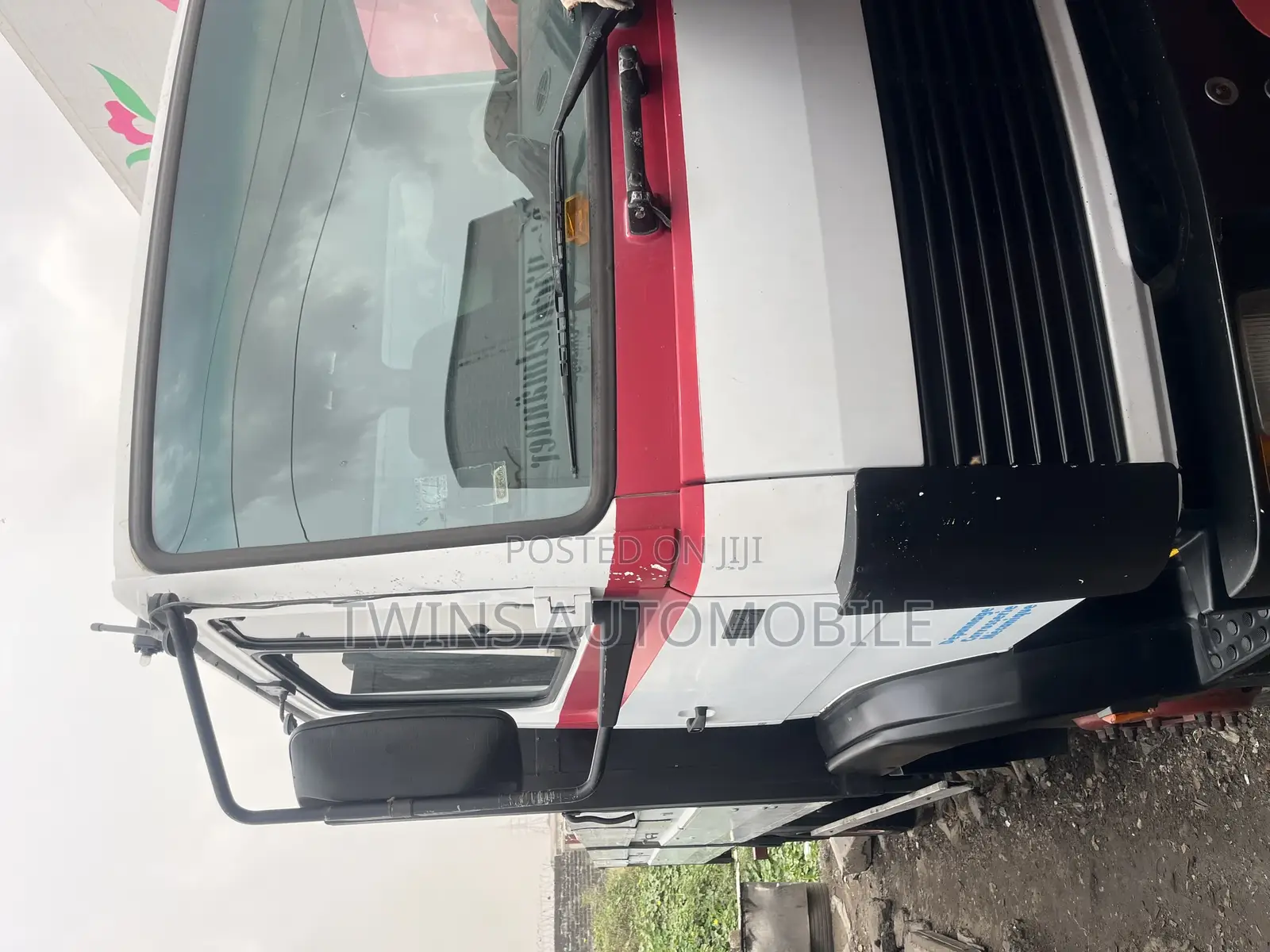 Mercedes-Benz 1114 8 Bolt