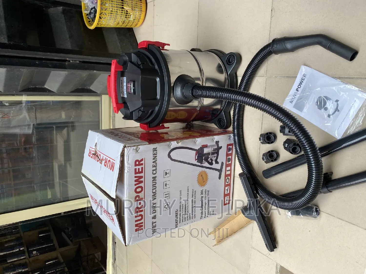 Powerful Wet and Dry Vacuum Cleaner With Great Blower Power