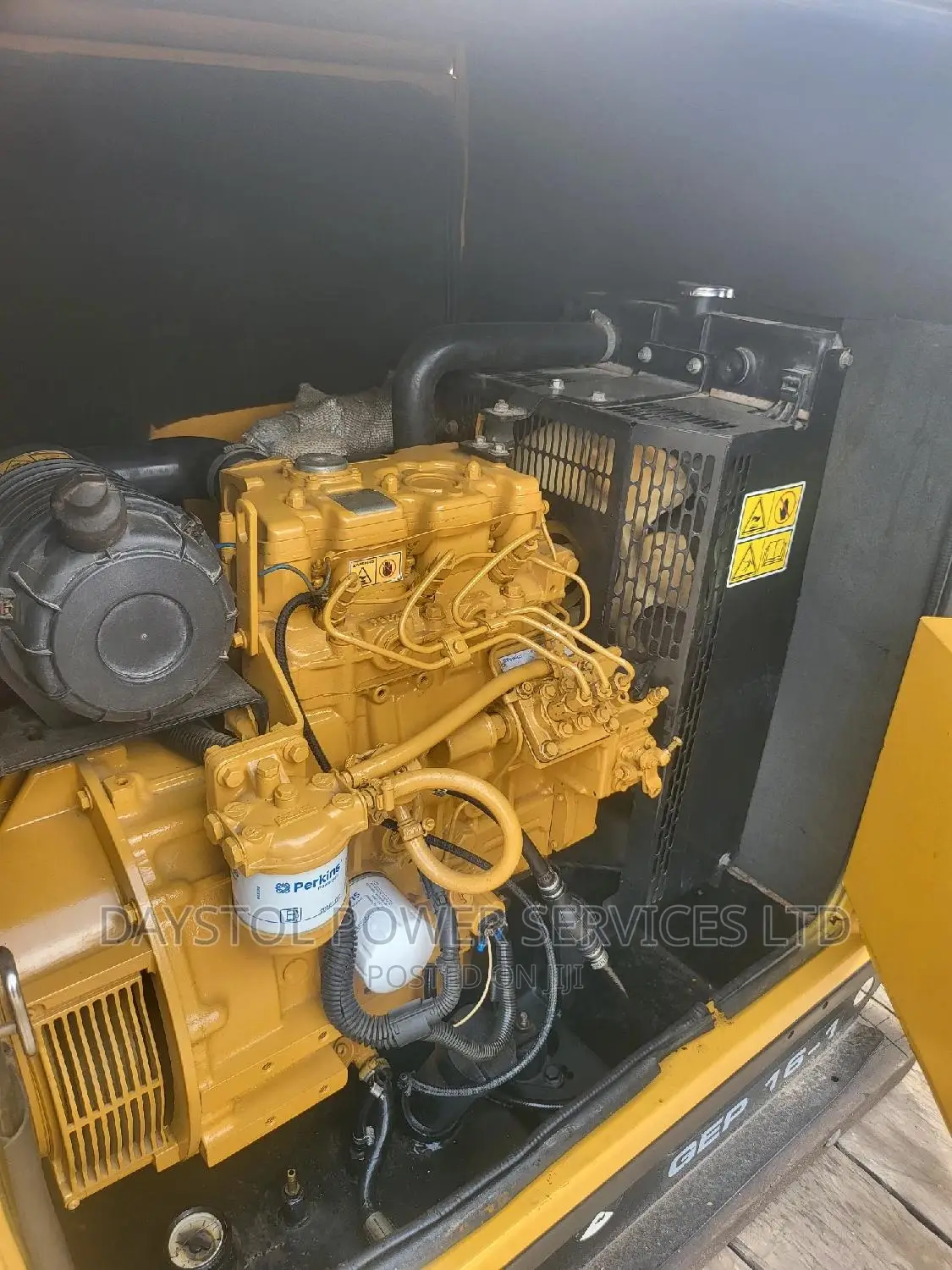 Super Clean 16kva Cat Mantrac Soundproof Diesel Generator