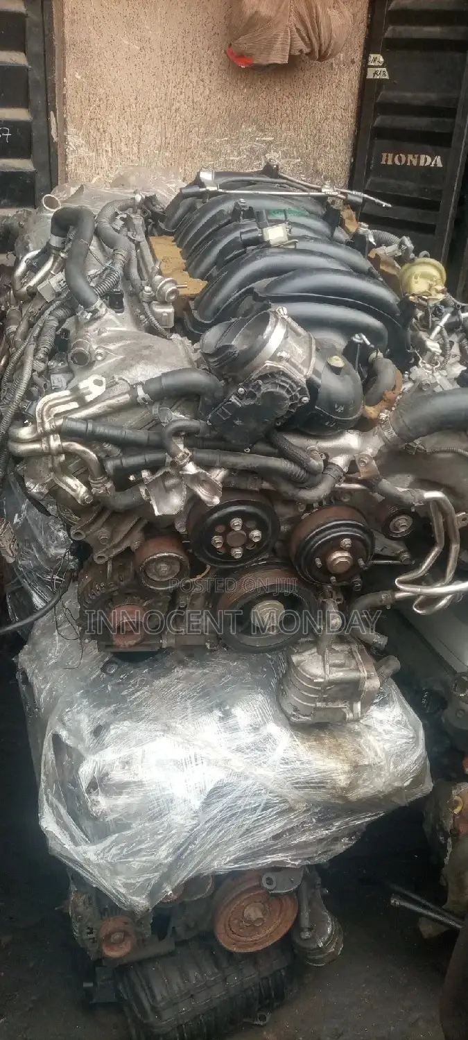 Toyota Sequoia Complete Engine. 3ur