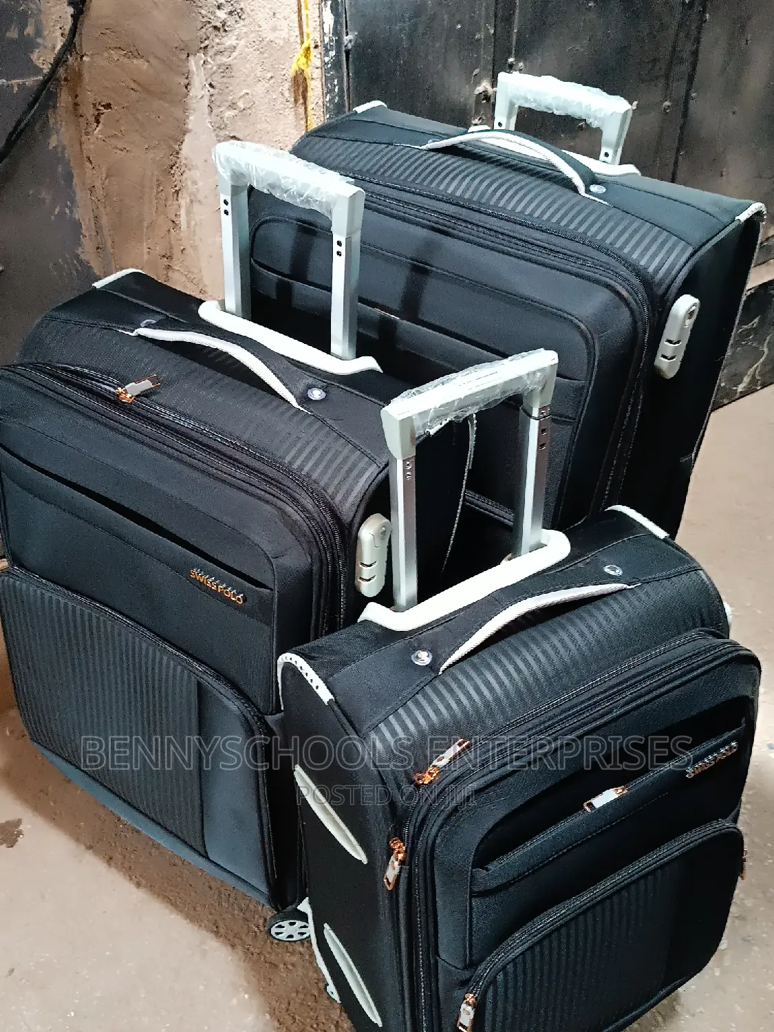 Set of 3 Swiss Polo Travelling Luggage Boxes With 4 Wheels