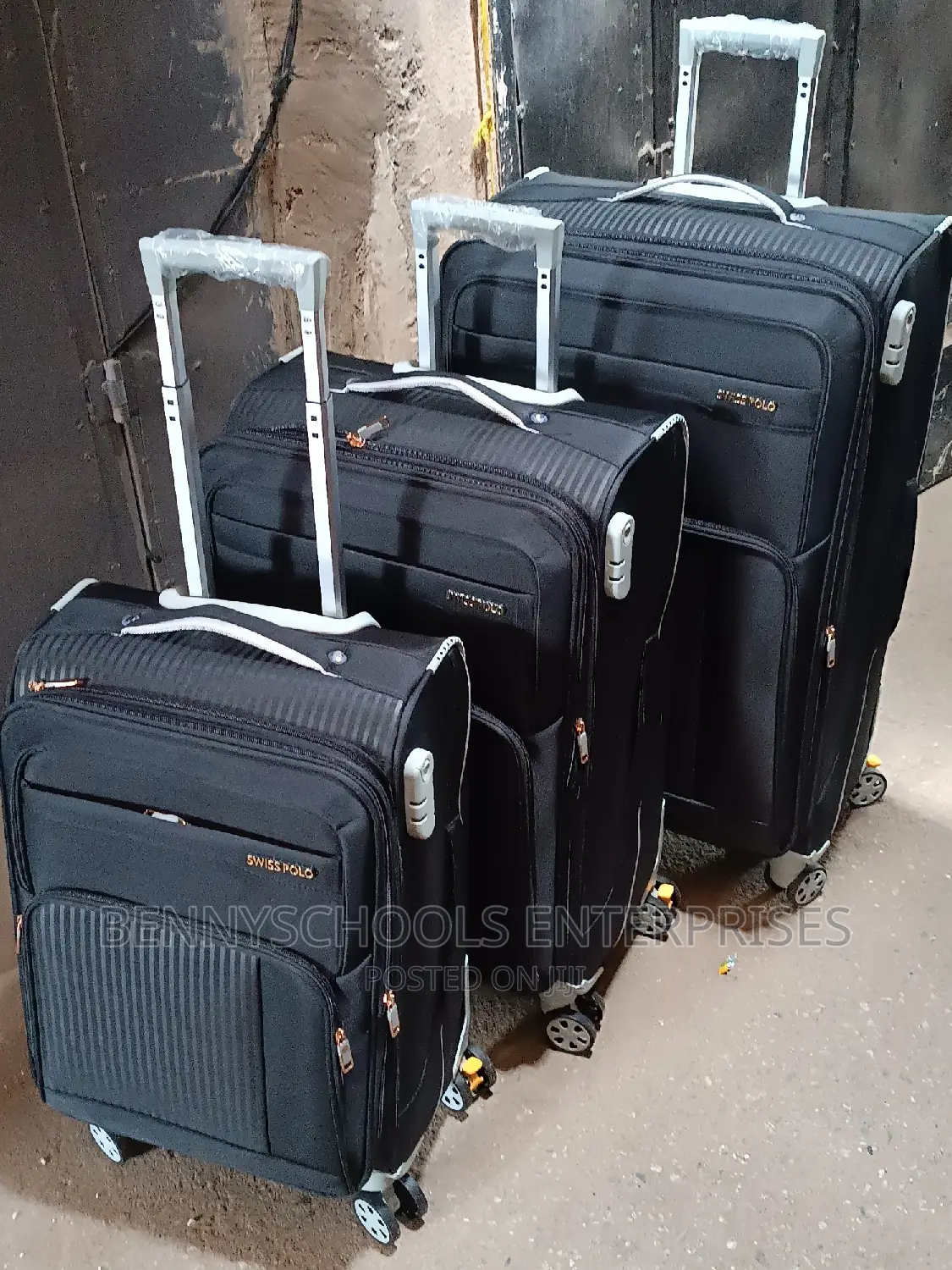 Set of 3 Swiss Polo Travelling Luggage Boxes With 4 Wheels