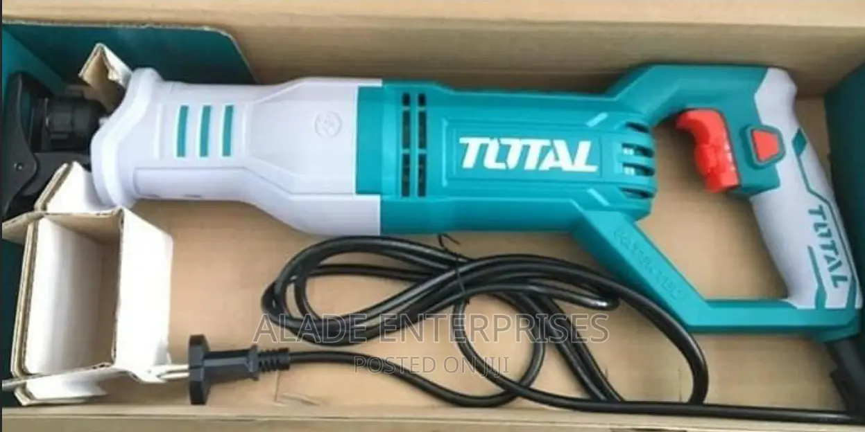 Total Reciprocating Saw 750W for Multi Function Use TS100806
