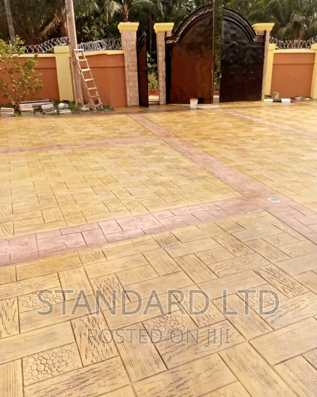 Stamped Incrate Floor for Ourdoor