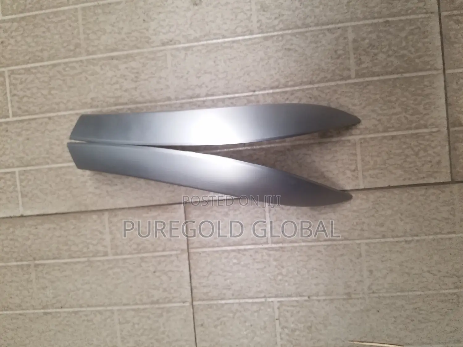 Corolla 2008 and 2012 Dashboard Chrome