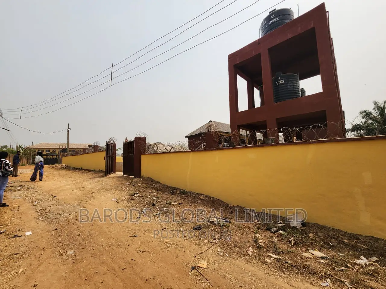 Studio Apartment in Opposite Funaab, for sale