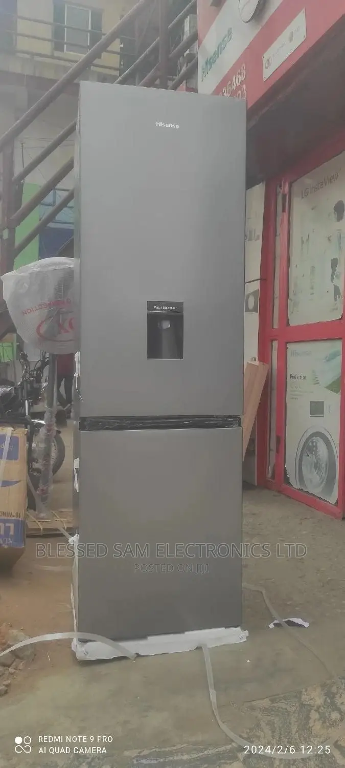 New Hisense 264l Double Door Fridge Bottom Freezer>Dispenser