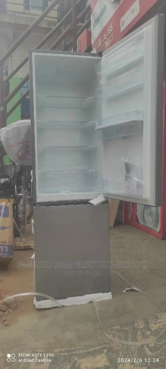 New Hisense 264l Double Door Fridge Bottom Freezer>Dispenser