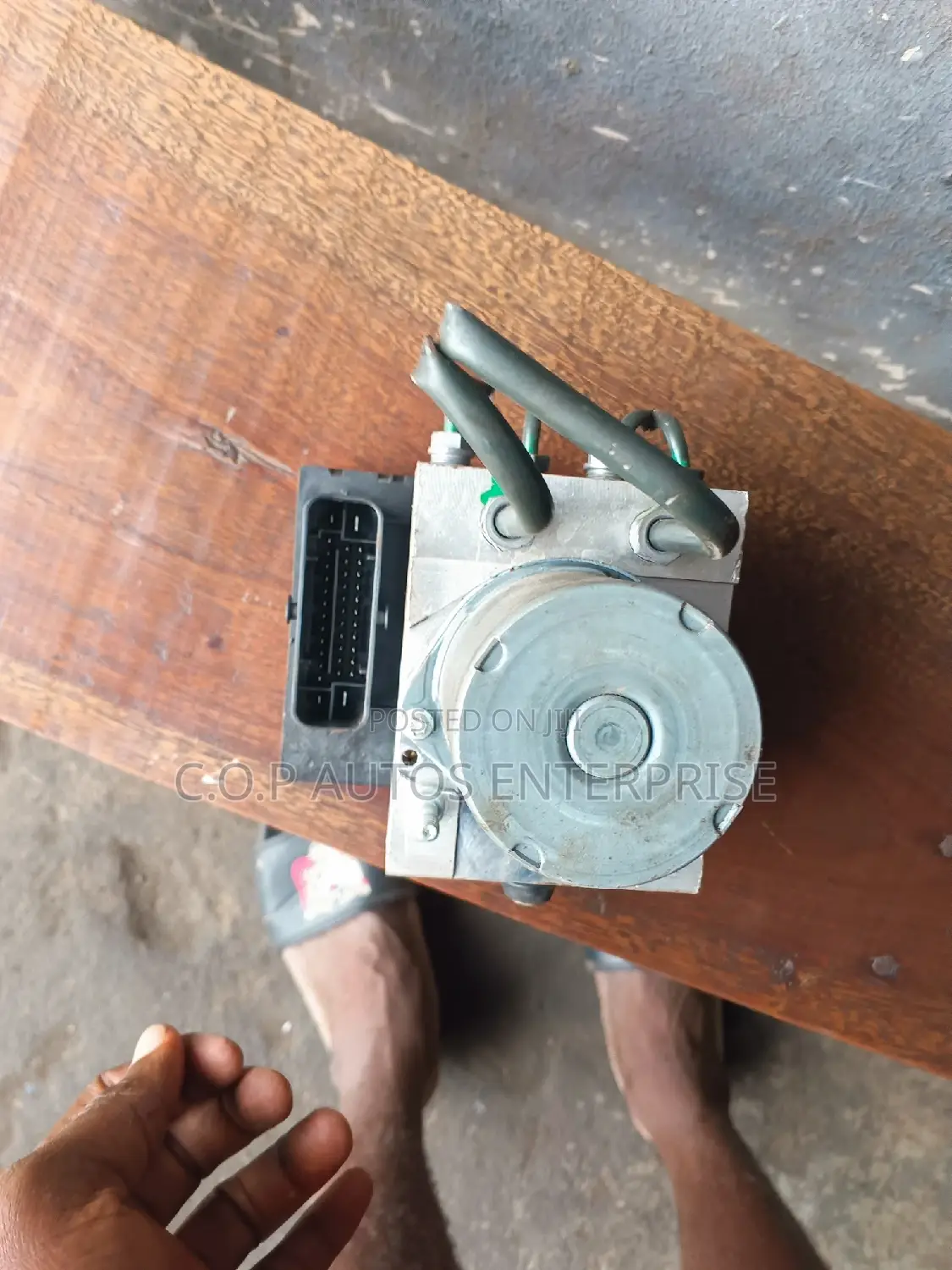 Tokunbor ABS Master For Land Rover Lr3,Lr4 RANGE ROVER Sport
