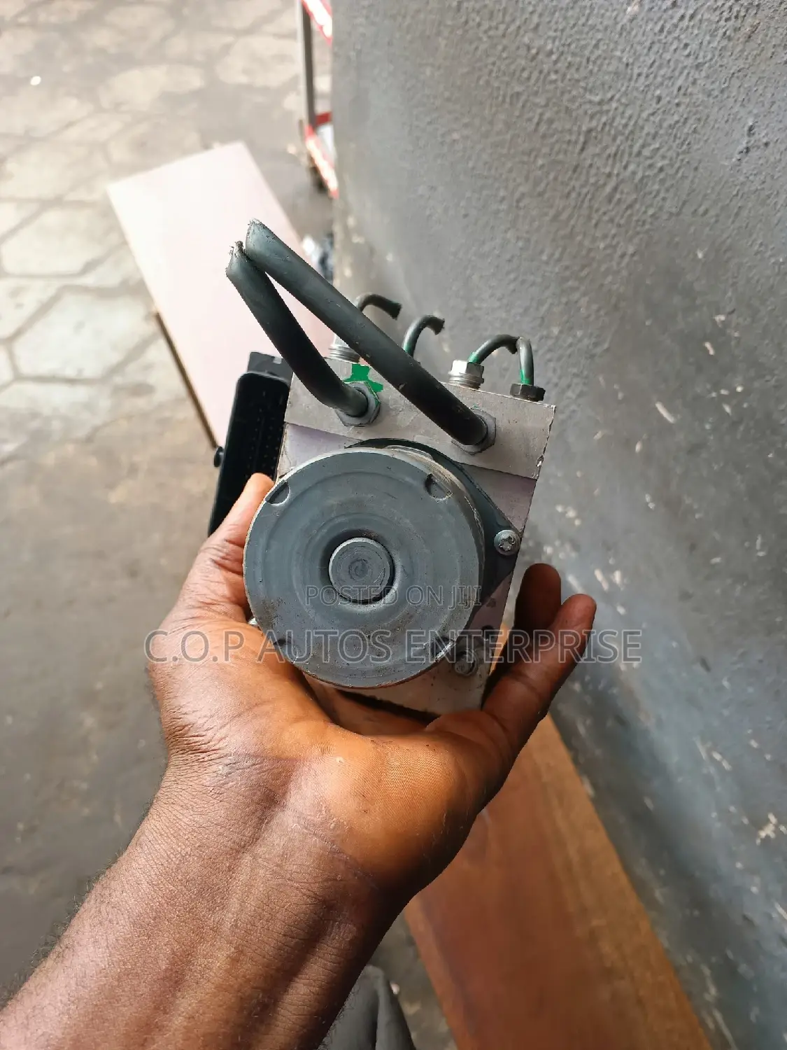 Tokunbor ABS Master For Land Rover Lr3,Lr4 RANGE ROVER Sport