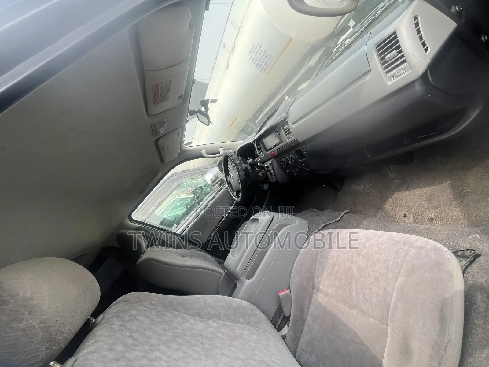 Toyota HiAce 2013 Grey