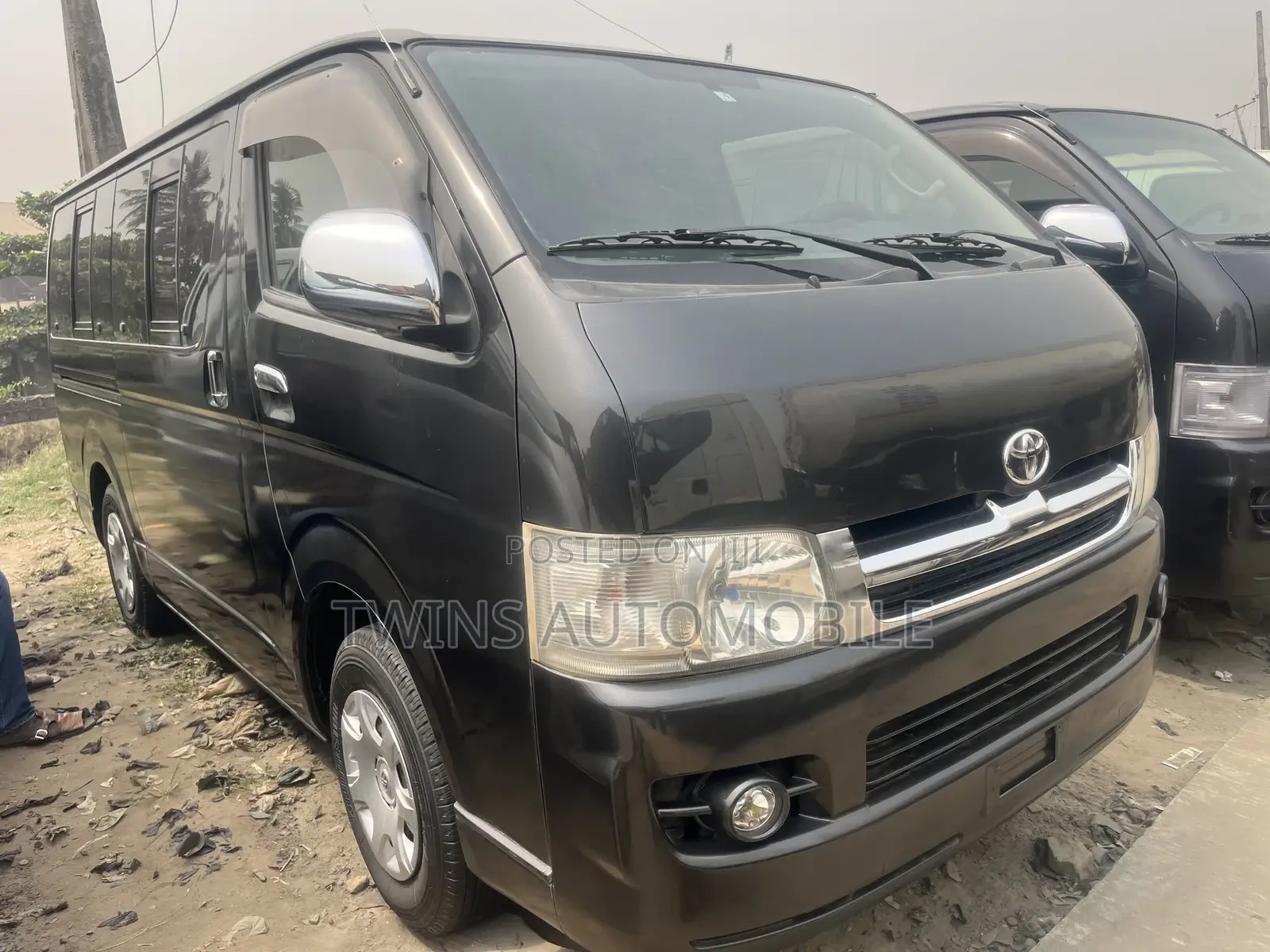 Toyota HiAce 2013 Grey