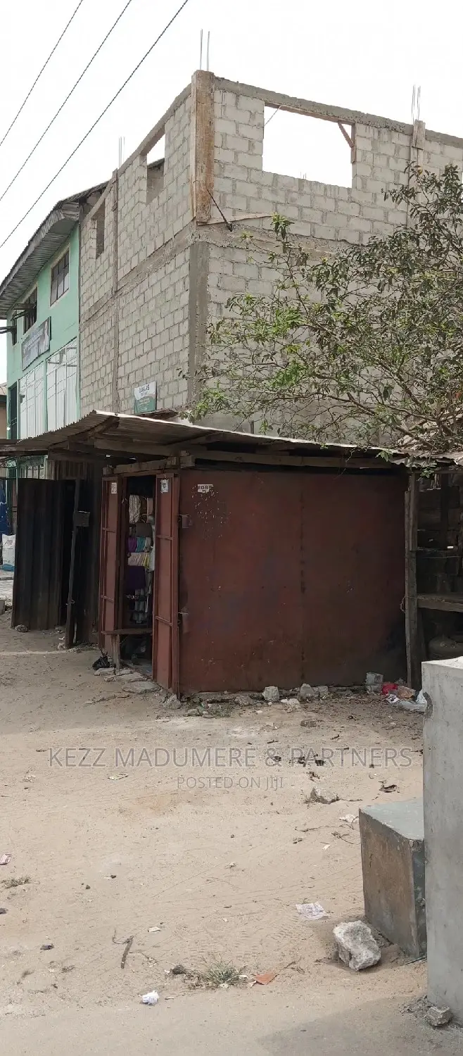 For Sale: Land on the Major Iwofe Road