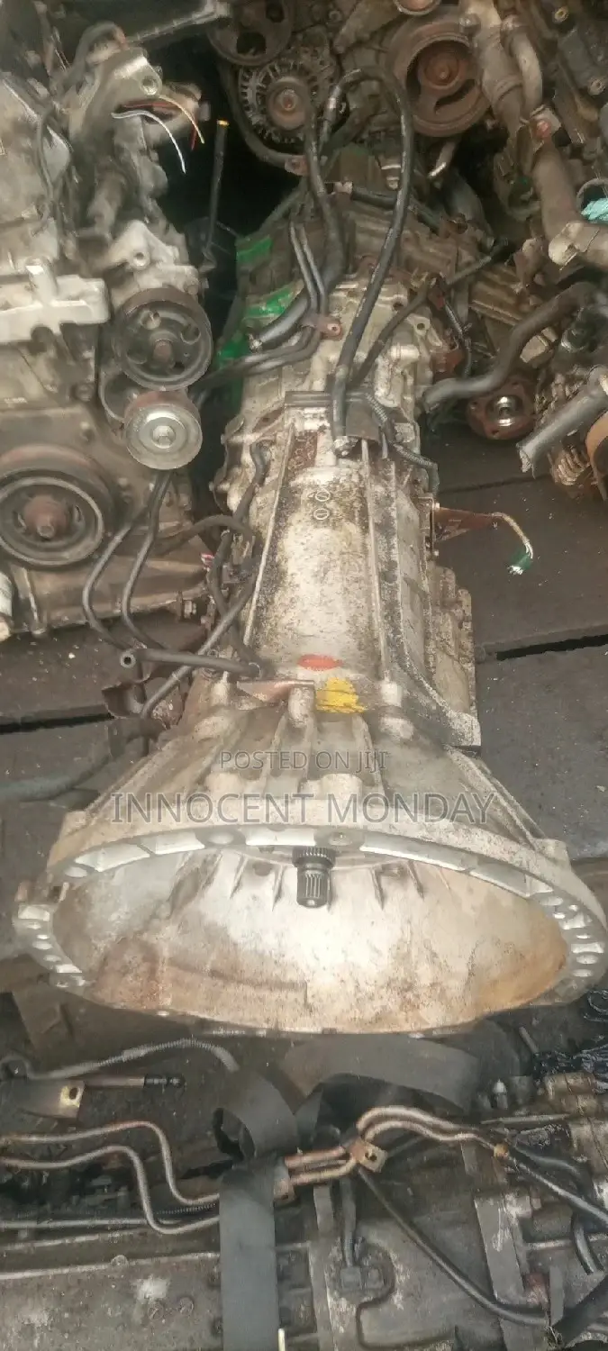 Nissan Pathfinder 4.0 Gearbox.