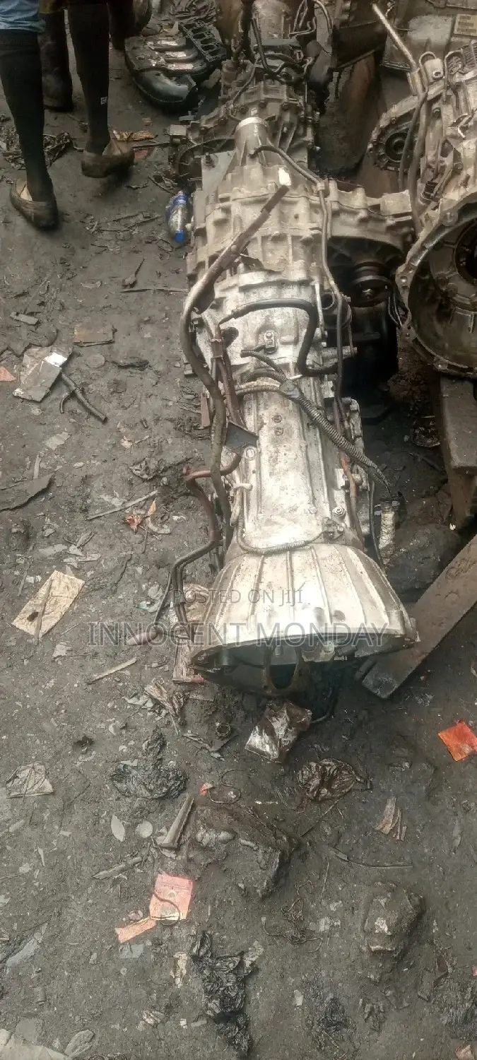 Nissan Pathfinder 2001-2003 Transmission.