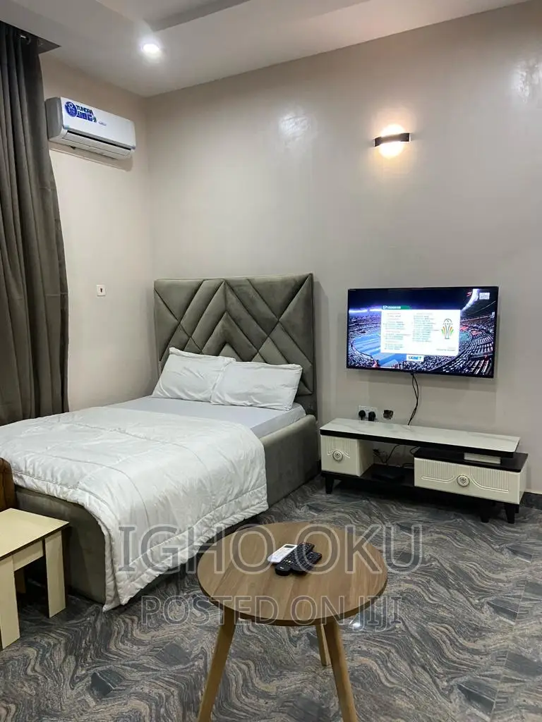 Studio Apartment Available for Short Stay