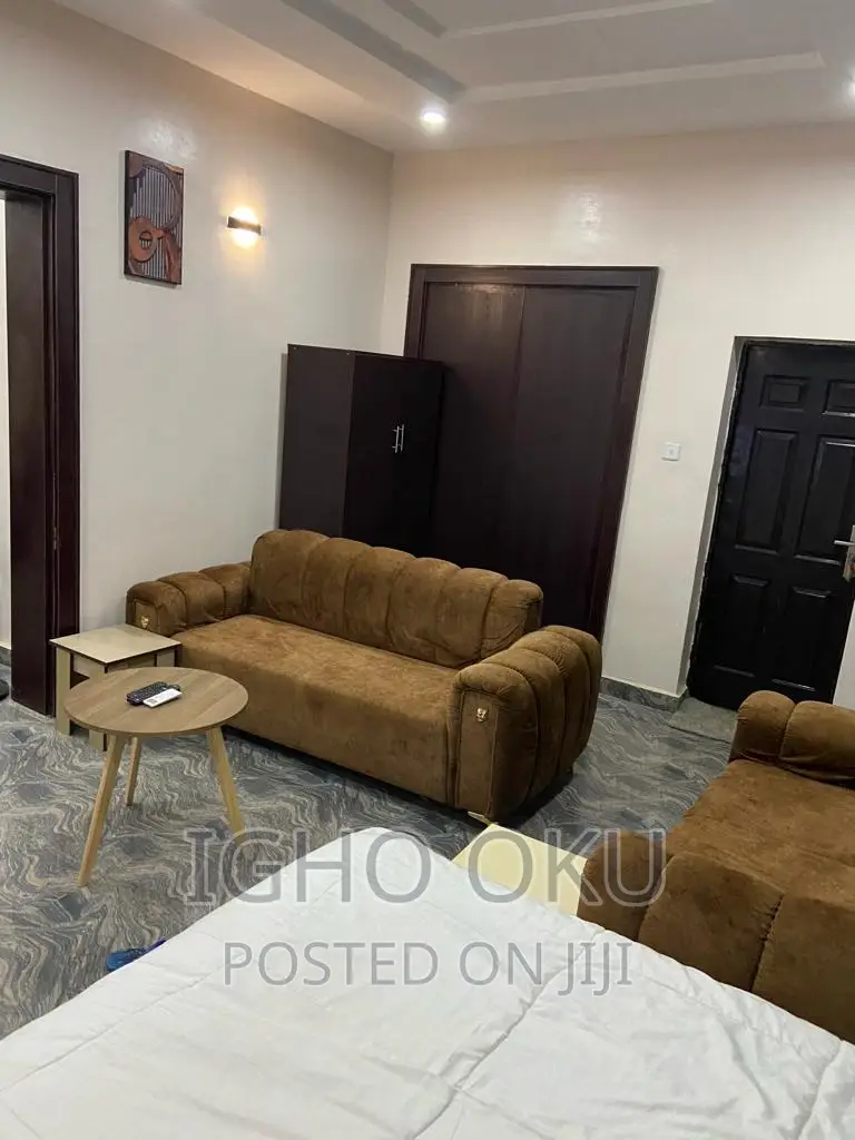 Studio Apartment Available for Short Stay