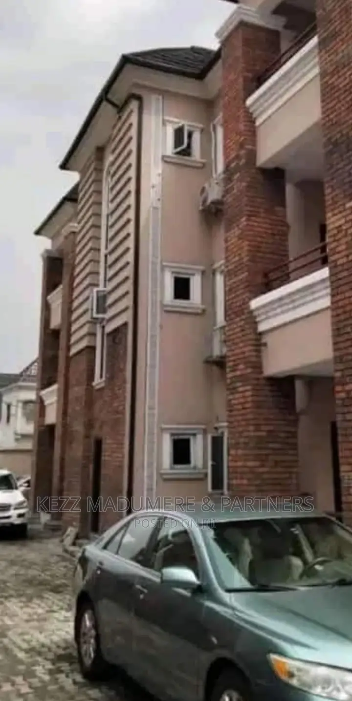 8bdrm Block of Flats in Ada George, Port for sale