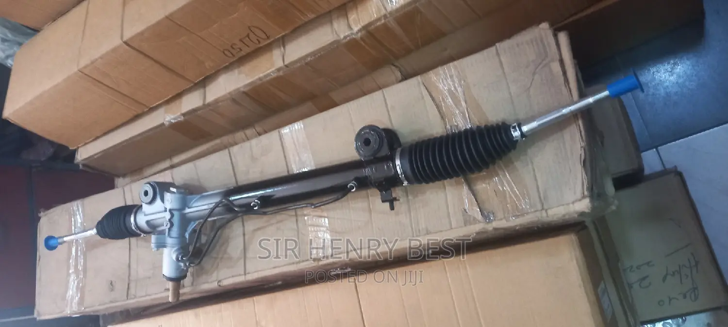 Streeing Rack Toyota Sienna 2005/07