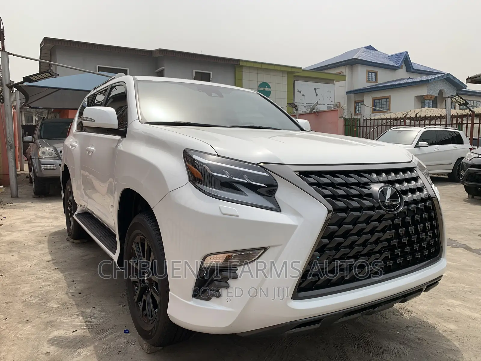 Lexus GX 2023 White