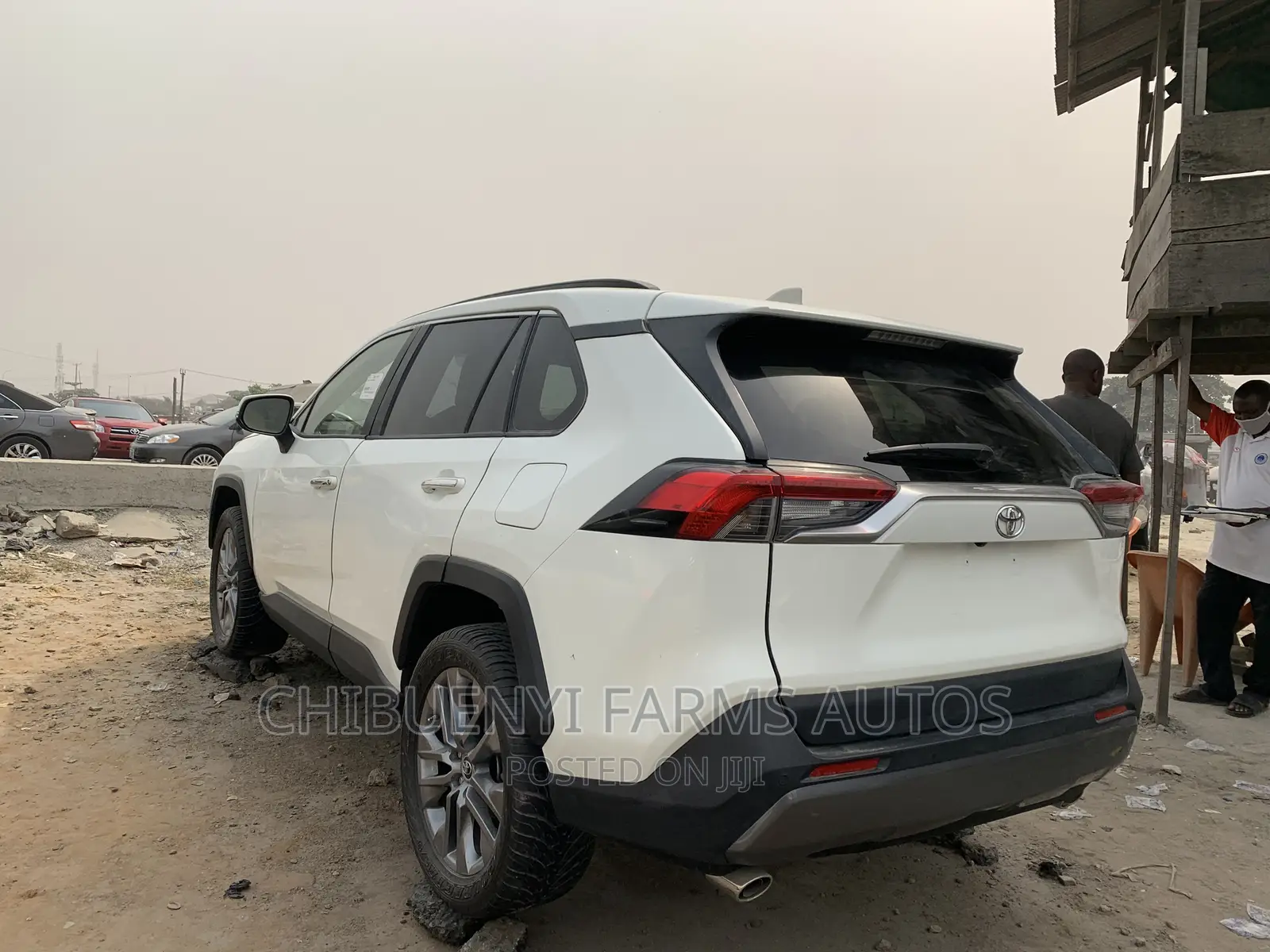 Toyota RAV4 Limited 2021 White