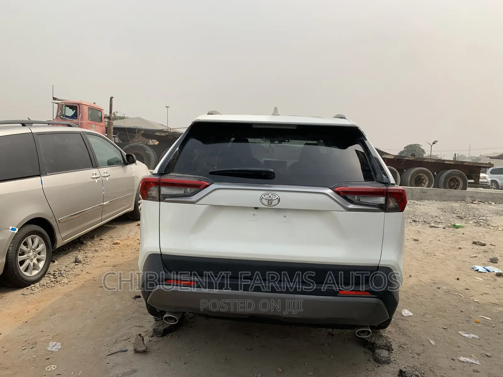 Toyota RAV4 Limited 2021 White
