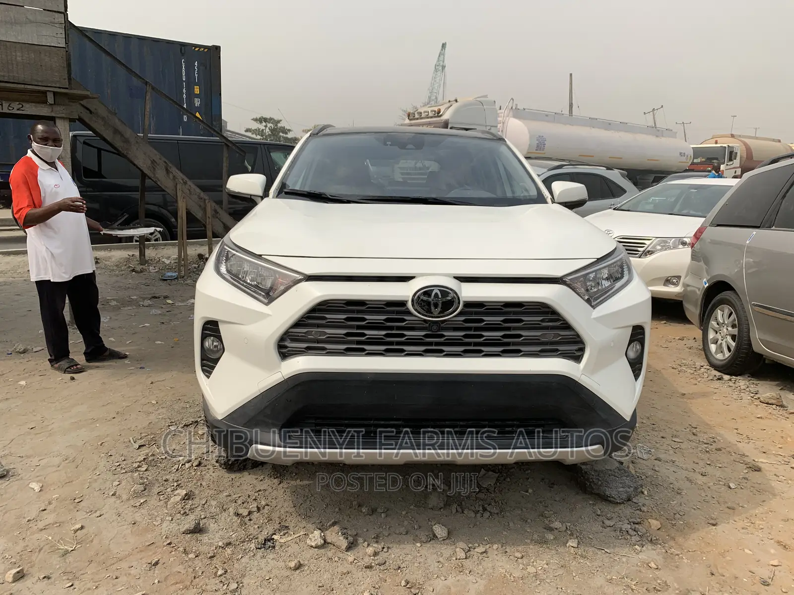 Toyota RAV4 Limited 2021 White