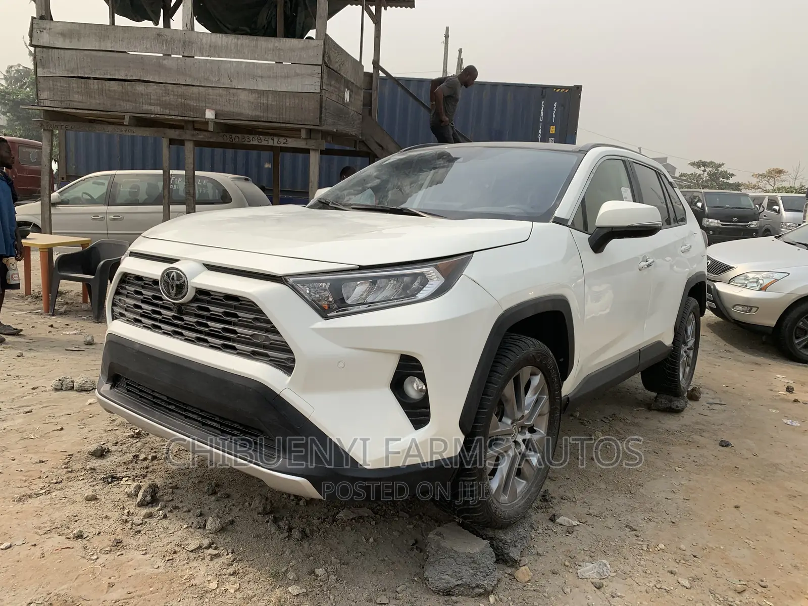 Toyota RAV4 Limited 2021 White