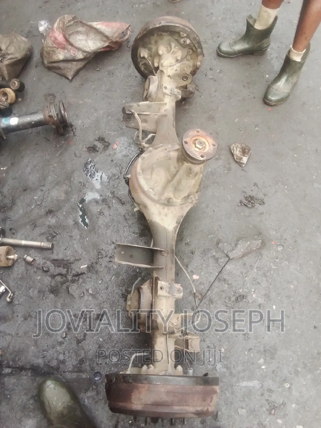 Back Axel Nissan Pathfinder Old Model,Direct Tokunbo 