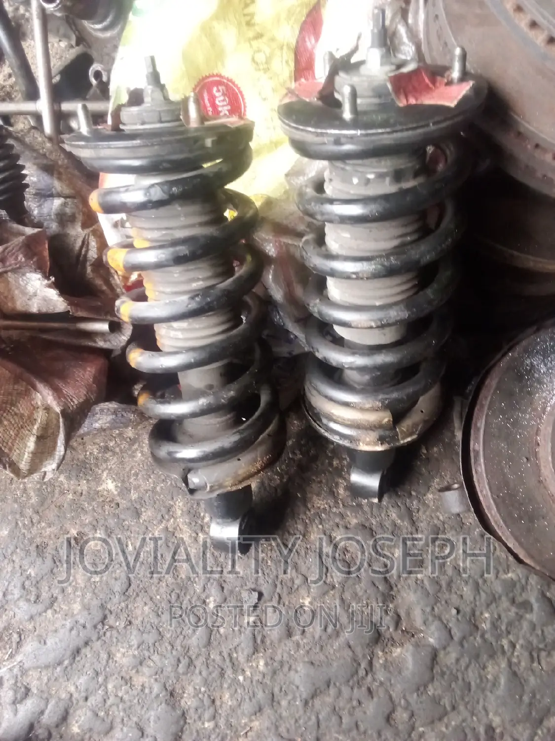 Front Shock Nissan Armada