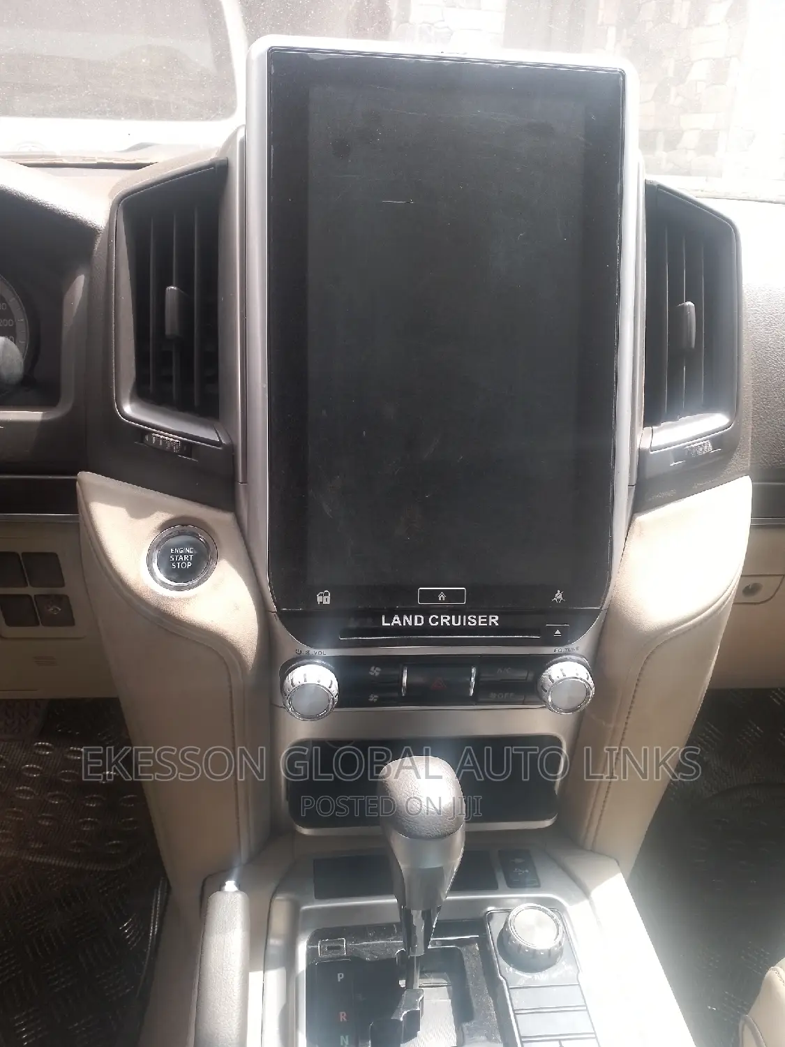 Toyota Landcruiser 2022 Android Tesla Screen With Rear Camer