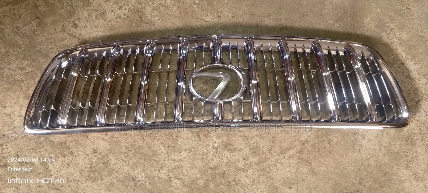 Lexus RX 300 Front Grill