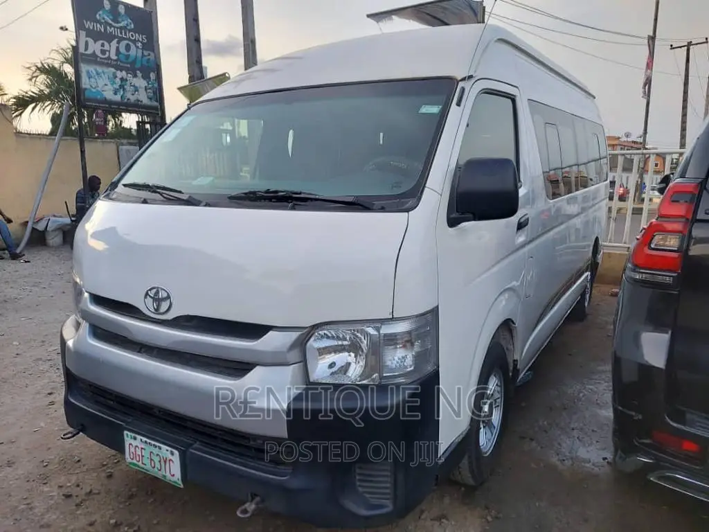 Toyota Hiace Bus Available for Rent
