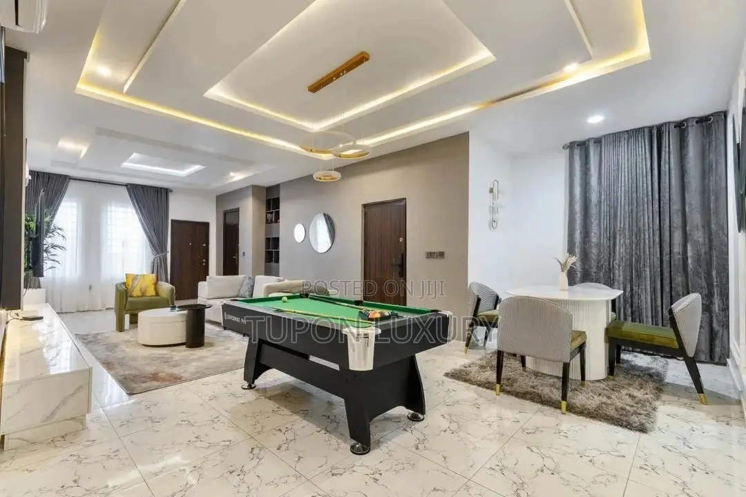 Luxury 2bedroom Penthouse With Snooker