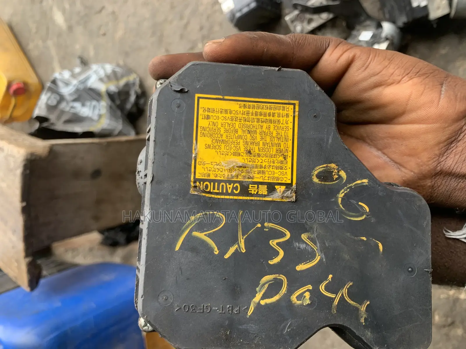 As Pump for Lexus RX 330—350 Body