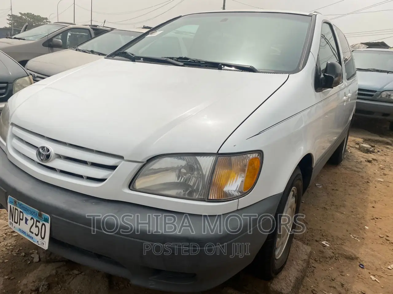 Toyota Sienna LE AWD 2005 White
