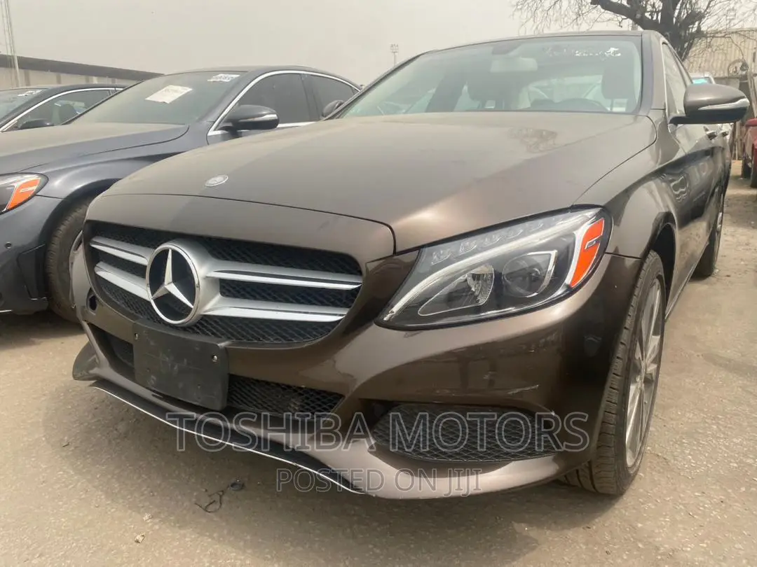 Mercedes-Benz C300 2015 Gray