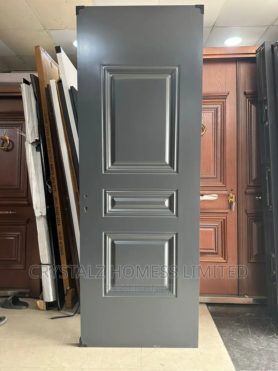 Grey Silver Lined Israeli Door S