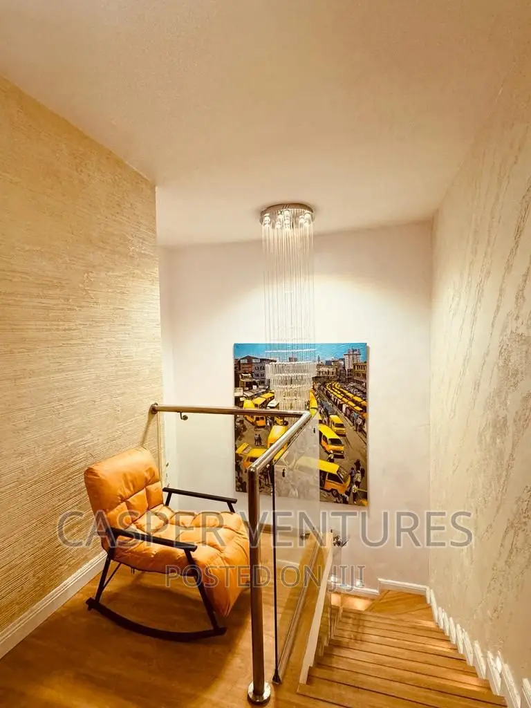 Luxurious 3-Bed Town House
