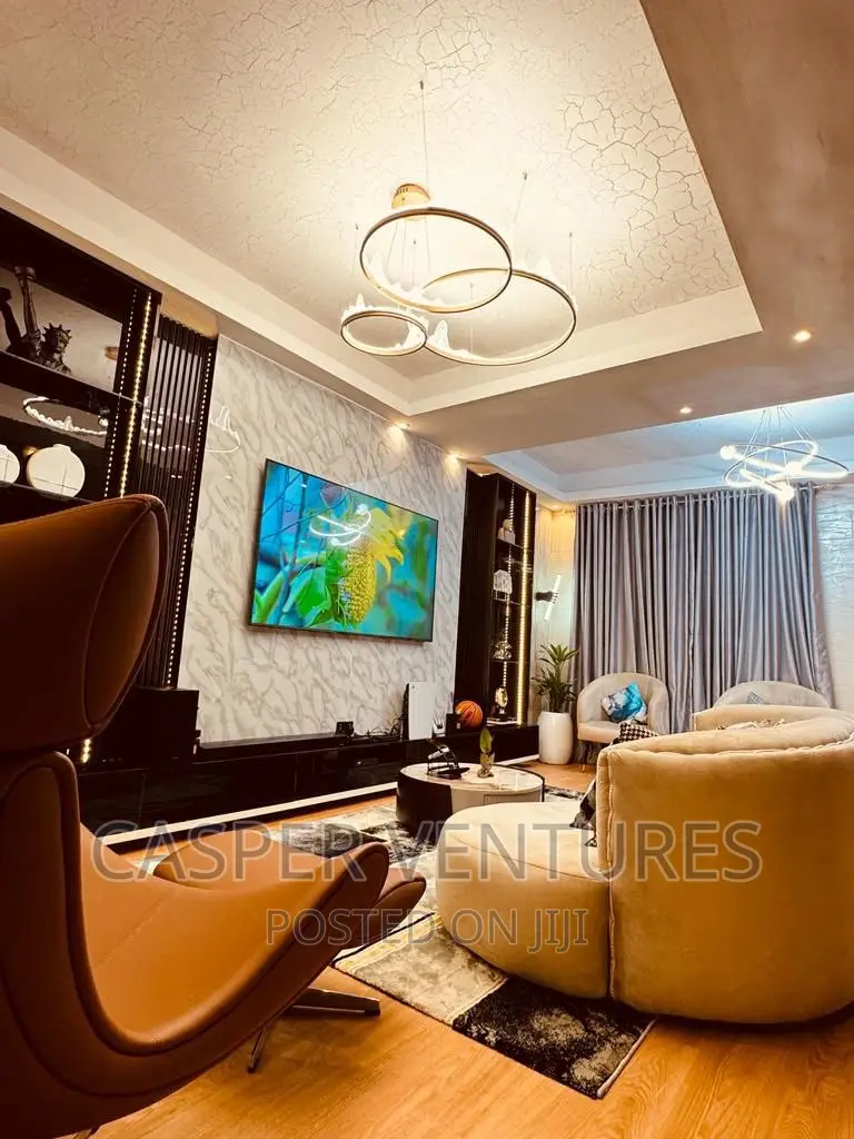 Luxurious 3-Bed Town House