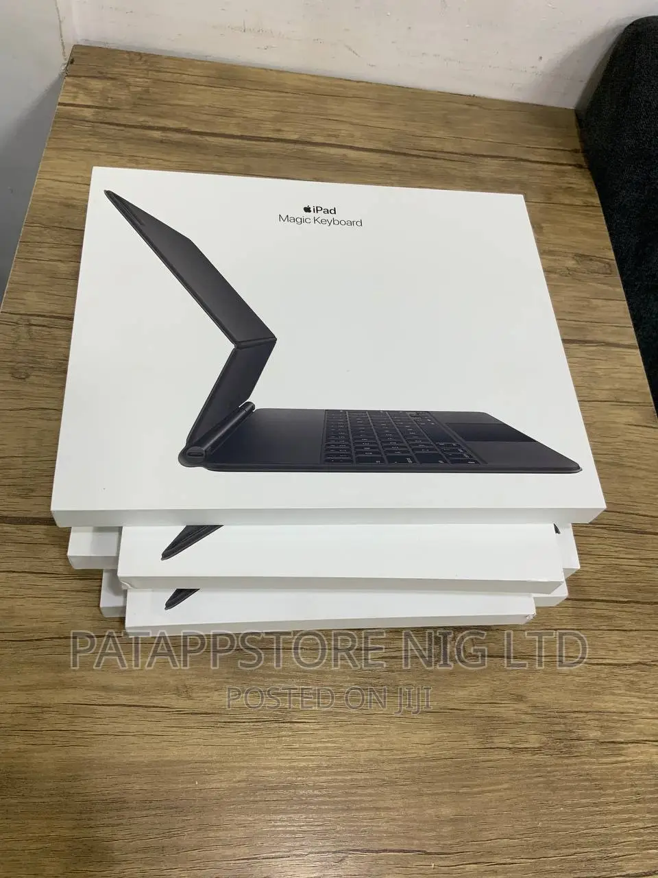 Apple iPad Pro 12.9 Inches Magic Keyboard