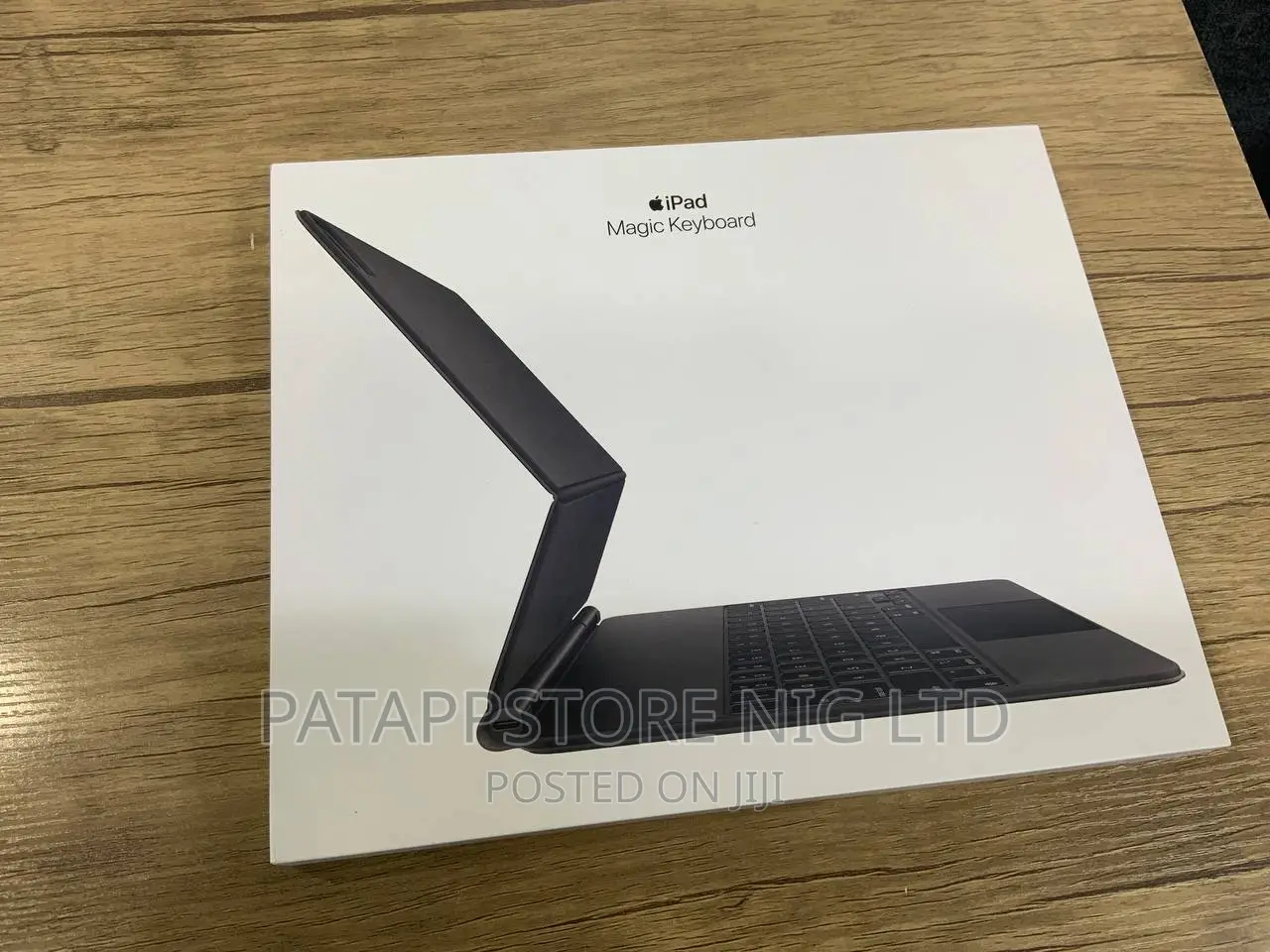 Apple iPad Pro 12.9 Inches Magic Keyboard