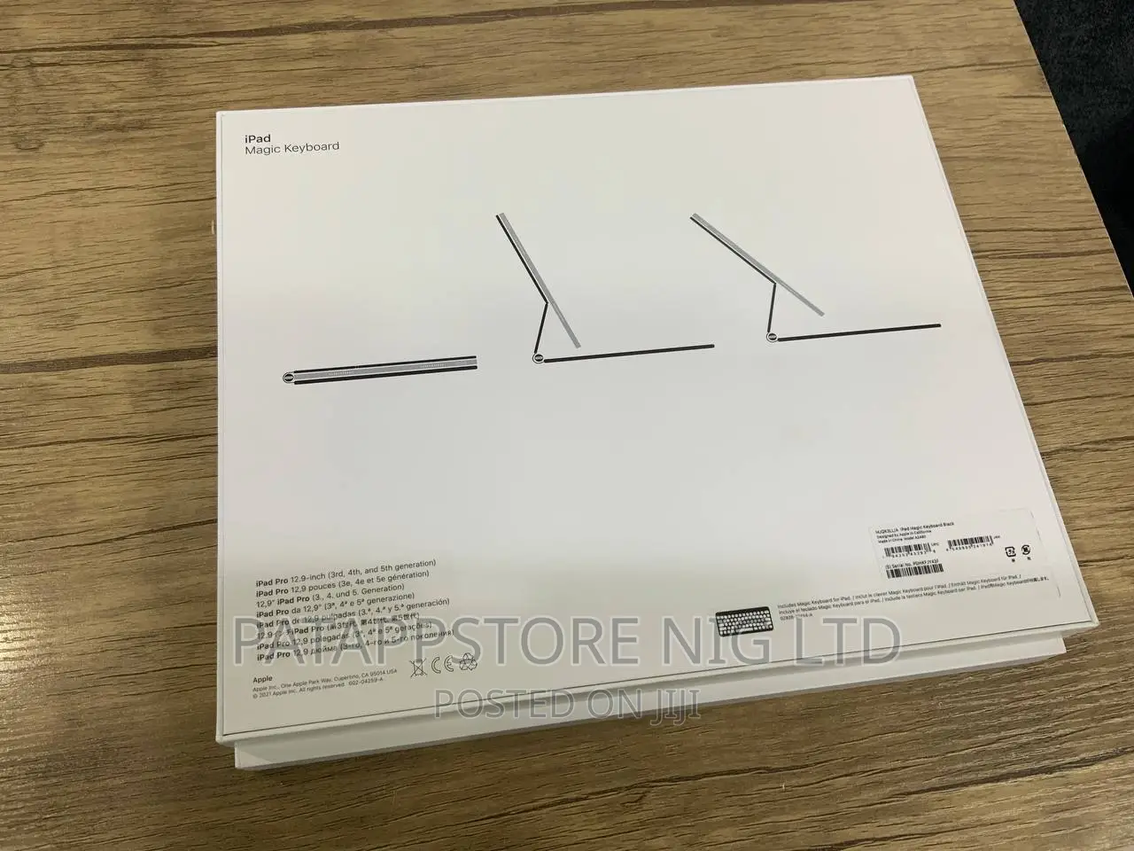 Apple iPad Pro 12.9 Inches Magic Keyboard