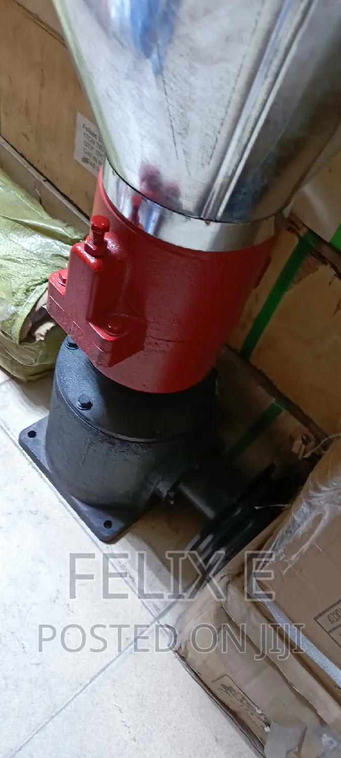 Poultry Feed Machine