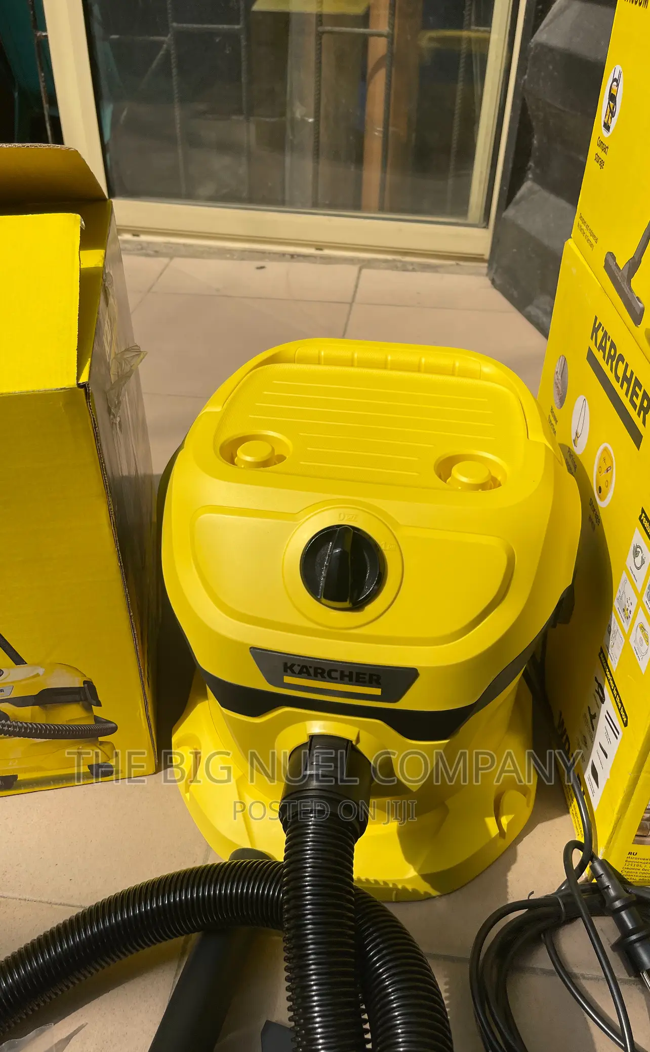 Wet and Dry Vacuum Cleaner With Blower Latched Wd 2 Plus